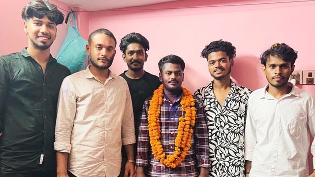 ছবি- আমাদের দিন